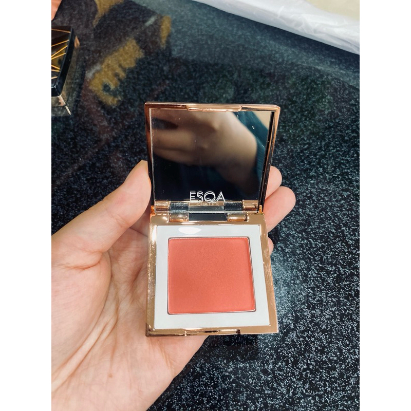 PRELOVED ESQA BLUSH ON & HIGHTLITER HOJO ( 100k Dapat 2)