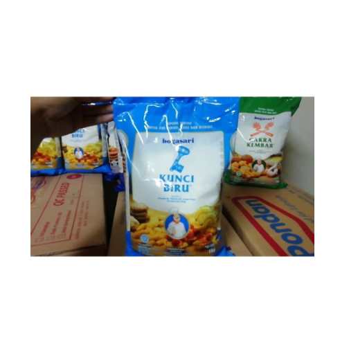 

Tepung Kunci Biru Protein Rendah 500 gr Cake flour Bogasari