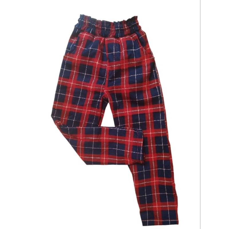 celana anak perempuan kotak