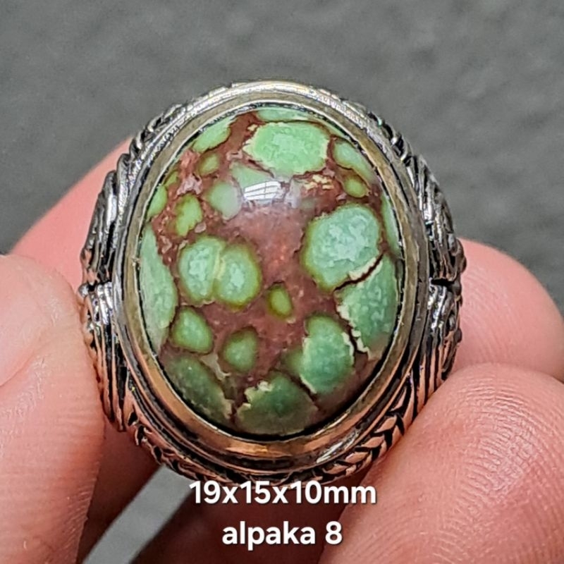 CINCIN 8 PIRUS MESIR SUPER LANGKA RARE ITEM URAT MERAH HIJAU GRADASI ELEGAN LAWASAN