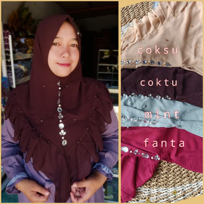 Hijab Syar i Desvika