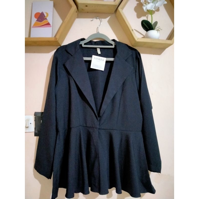 New Blazer Hitam Wanita from "Vanilla Hijab"