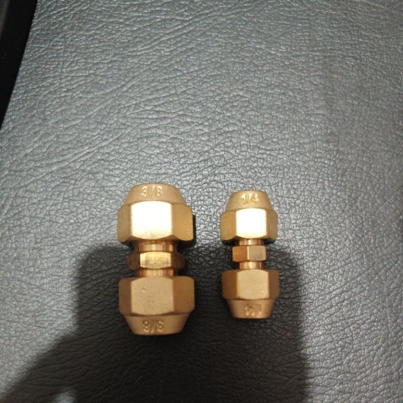 Double Nepel 3/8 dan 1/4 AC 1/2 PK ad 1 Pk