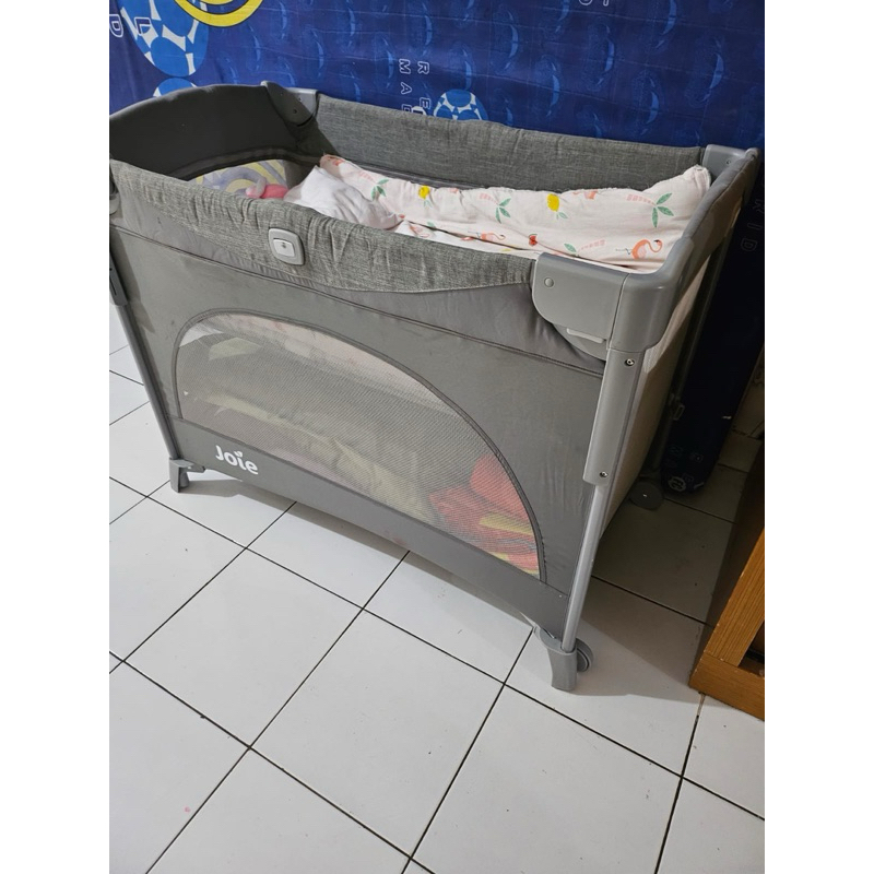 preloved baby box joie kubbie sleep side bed