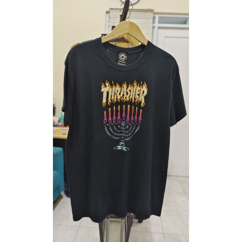 Kaos Thrasher Menorah Vintage T-Shirt