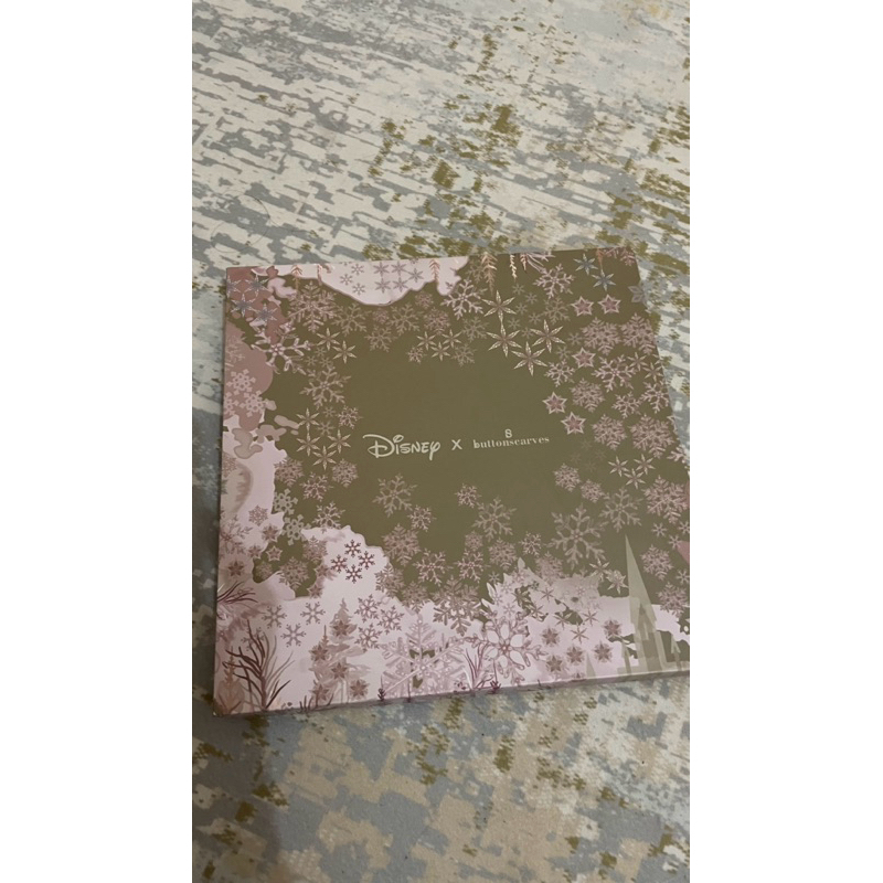 Preloved buttonscarves XL disney frozen in willow