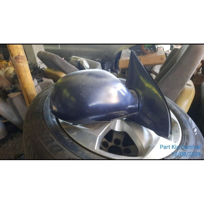 Spion Kanan Kia Carnival 2000