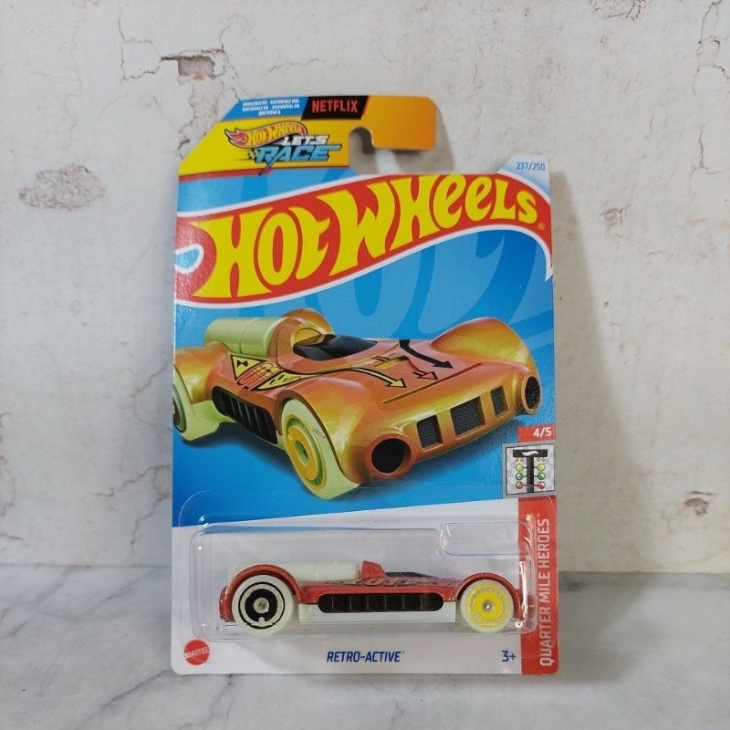 Hot Wheels Retro Active
