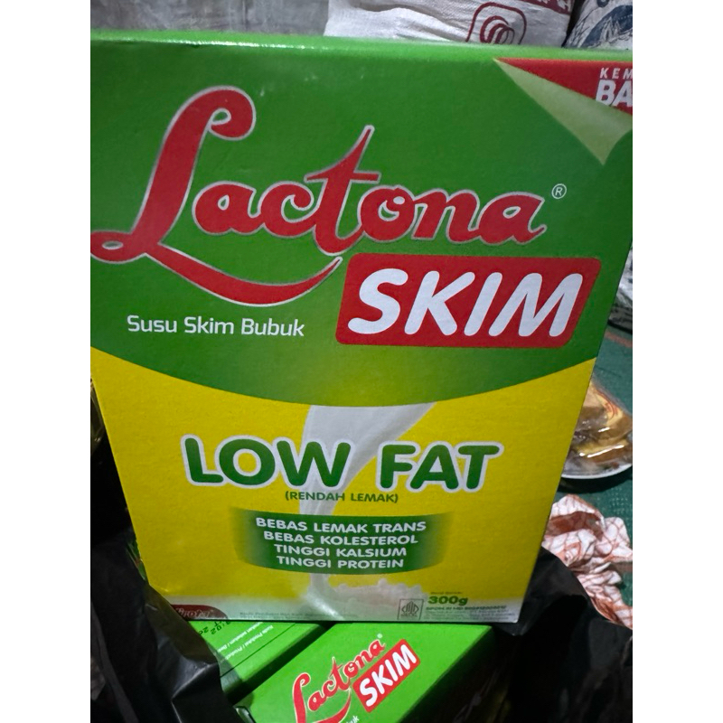 

LACTONA SKIM LOW FAT SUSU RENDAH LEMAK 300Gr