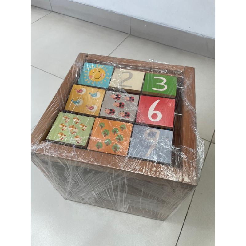 Preloved Mainan Wooden Busy Box ELC