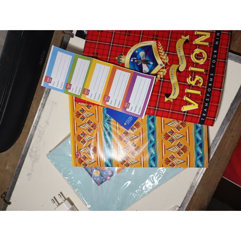 

Buku tulis Sidu dan Vision