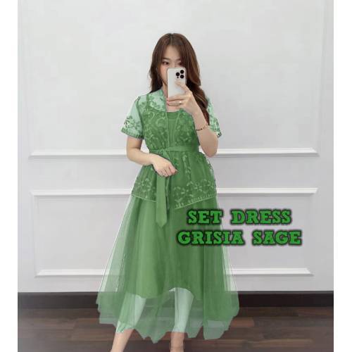 Baju Dress Wanita Natal Trandy Terbaru 2022 Model Kekinian Dress Pesta Kondangan Natalan Imlek Tahun