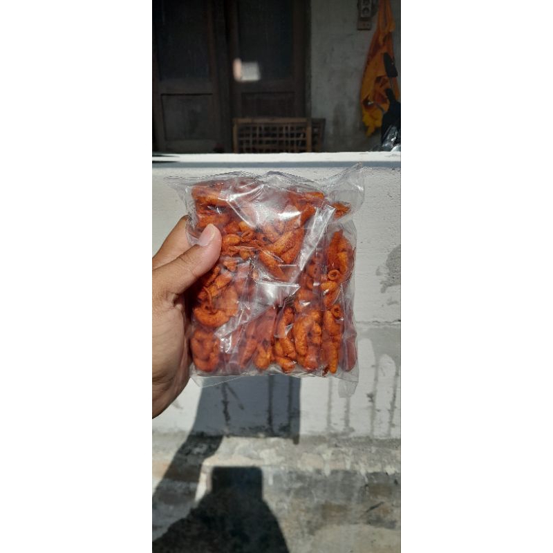 

Makaroni pedas bumbu daun jeruk murah harga grosir siap cari reseller enak gurih