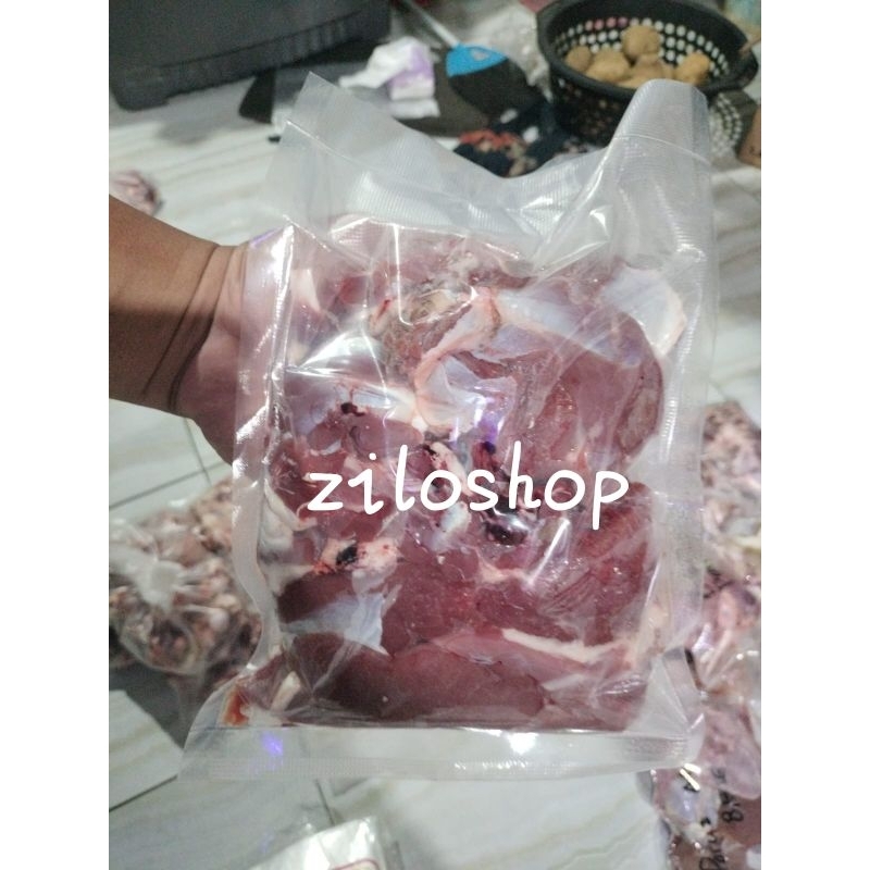 

daging kambing/jeroan/kepala/kaki kambing