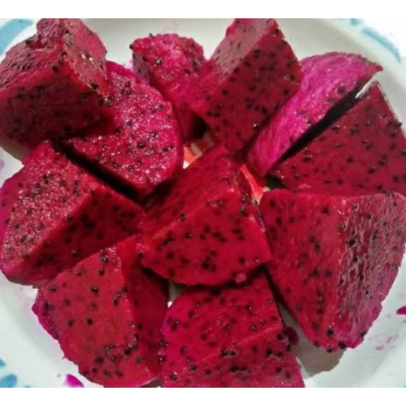 

PROMO Buah Naga Potong / Kupas Dadakan Fresh