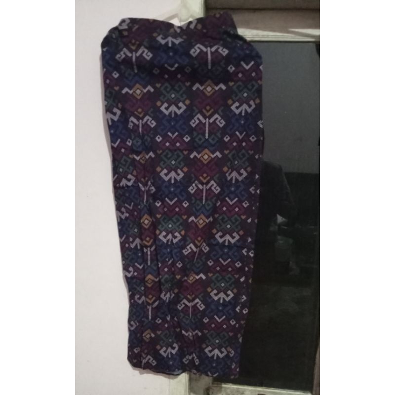 Preloved Rok Kebaya Warna Ungu Wanita