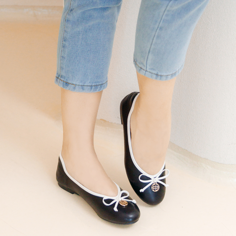 NCY Shoes MEGAN Flatshoes warna Black