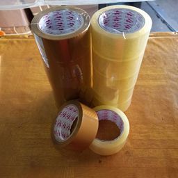 

Lakban Coklat Bening Luve 2 Inch / 45 MM 90 yard 1 ROL