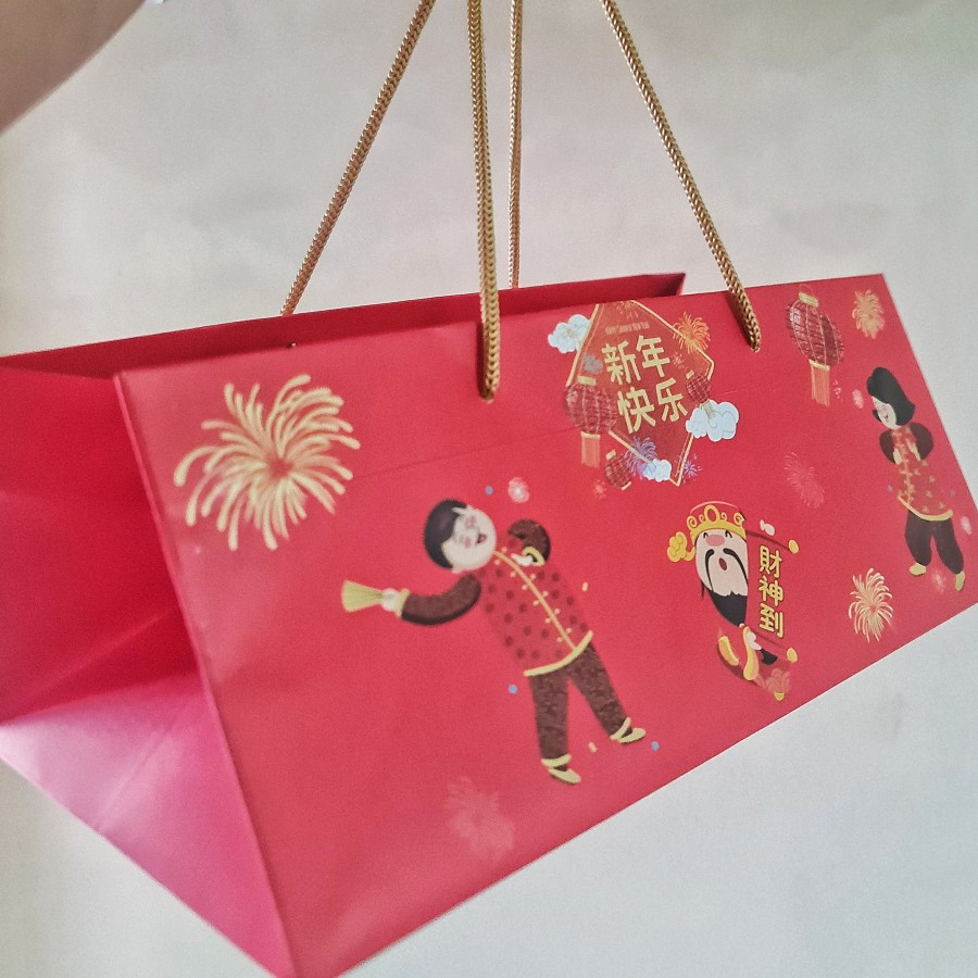 

( 5 pcs ) paperbag merah imlek motif chinese new year ll tas kertas tempat kemasan dus hampers kue cny ukuran 31x19x13 cm