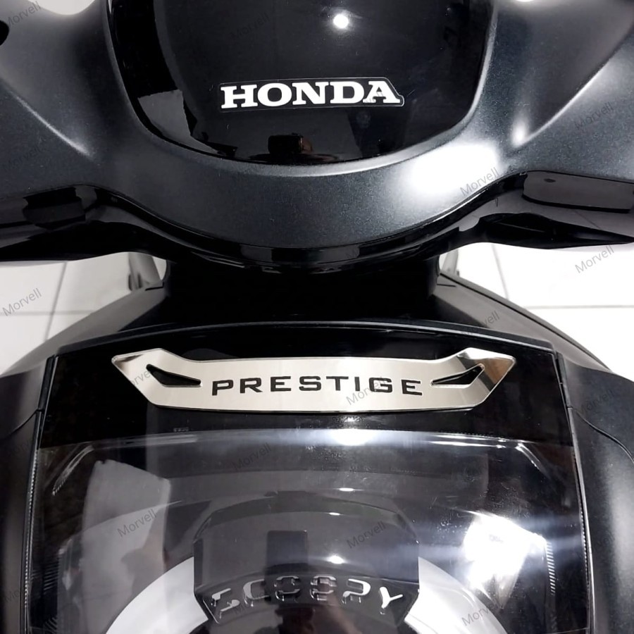 Honda Scoopy 2025 Up Front Lamp Garnish - Stylish & Prestige Garnis