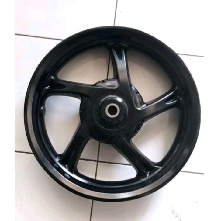 Velg racing belakang mio z mio gear