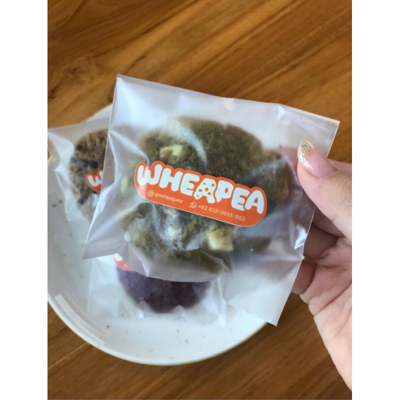 

PREMIUM MATCHA CRUNCHY COOKIES WITH WHITE CHOCOCHIP - baked by Wheapea Cookies