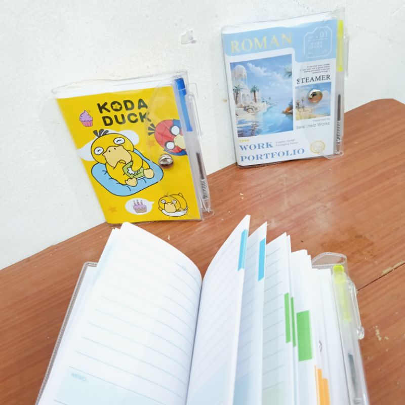 

BUKU FASHION NOTEBOOK - JOURNAL DIARY BOOK A7 + PENA