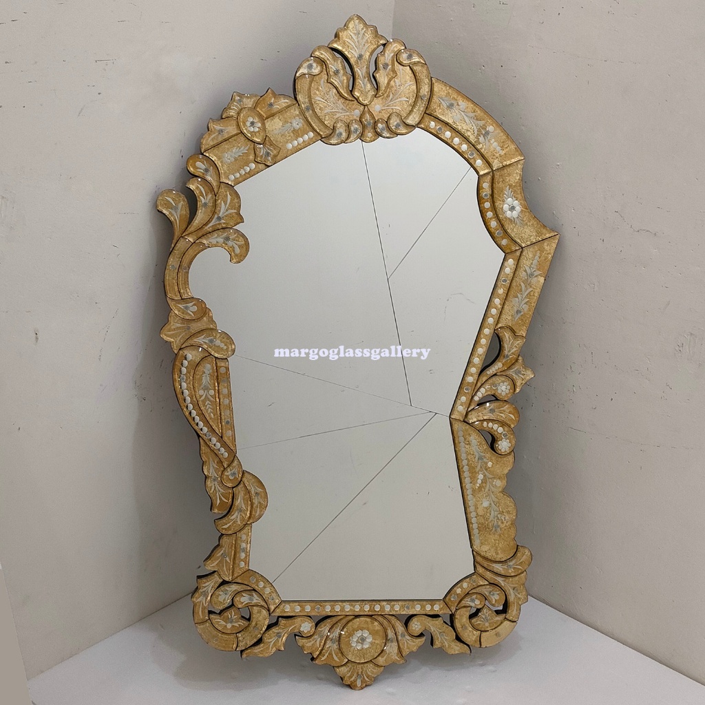 Cermin Dinding Ukir/Cermin Dekorasi Dinding Ruang Tamu/Cermin Hias