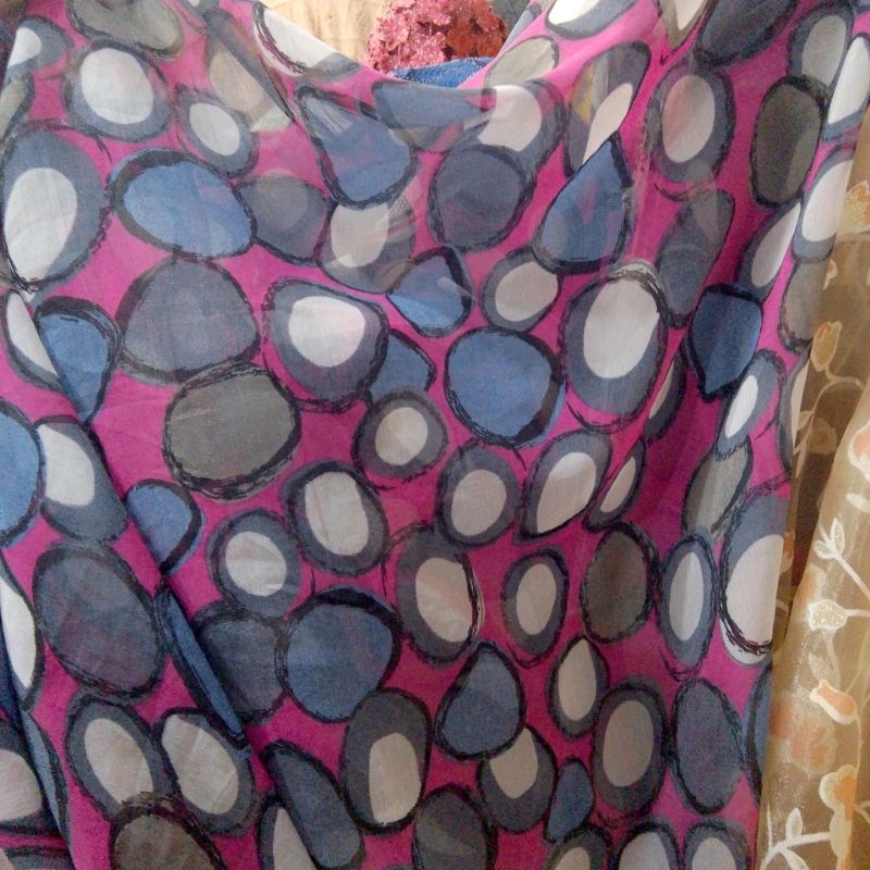 kain sifon motif polkadot - kain sifon motif - kain sifon meteran - spt