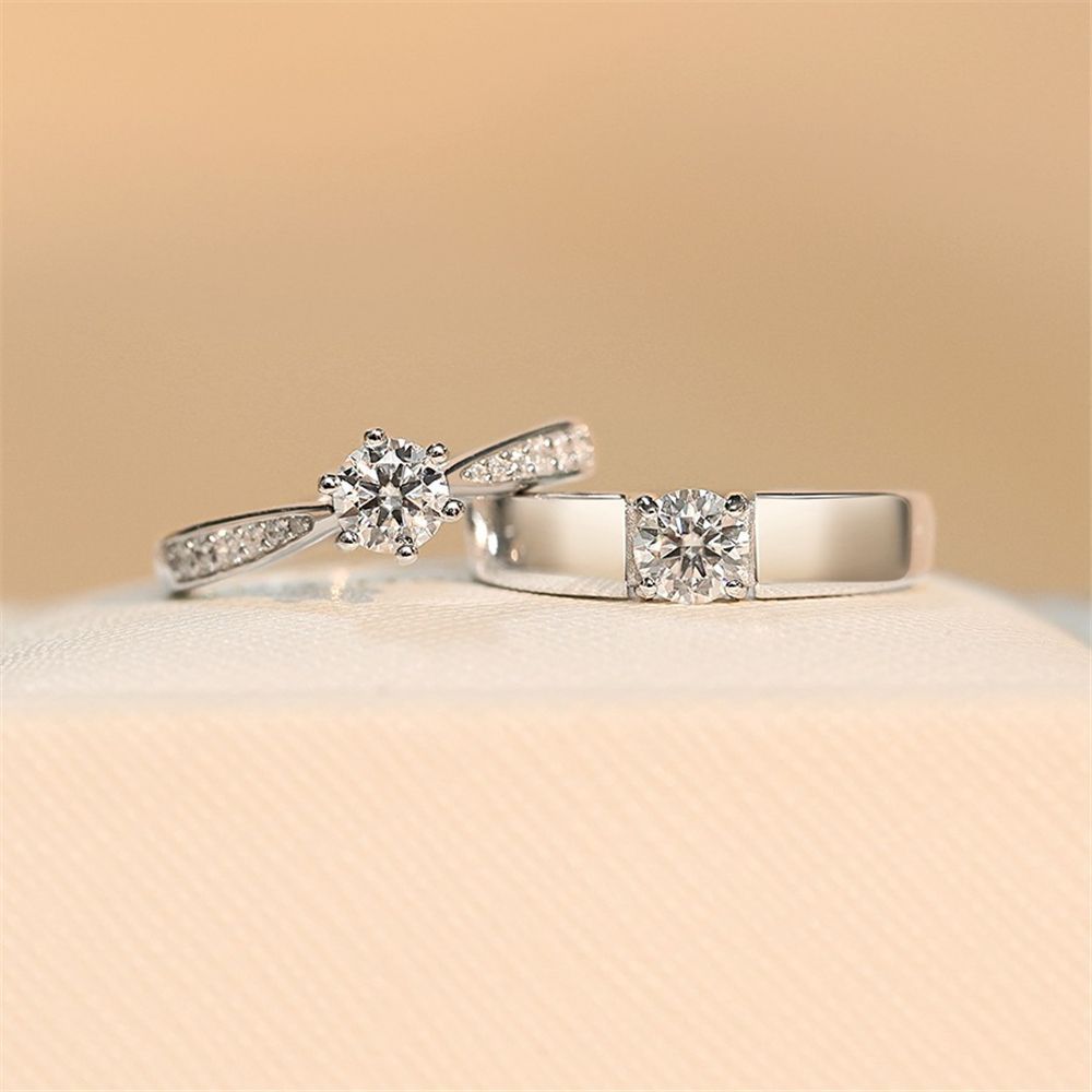 Cincin Titanium Wanita Berlian Anti Karat Cincin Couple Pasangan Emas Putih Ulang Tahun Pertunangan