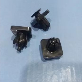 Kancing klip tutup mesin bawah Honda Jazz HrV original.