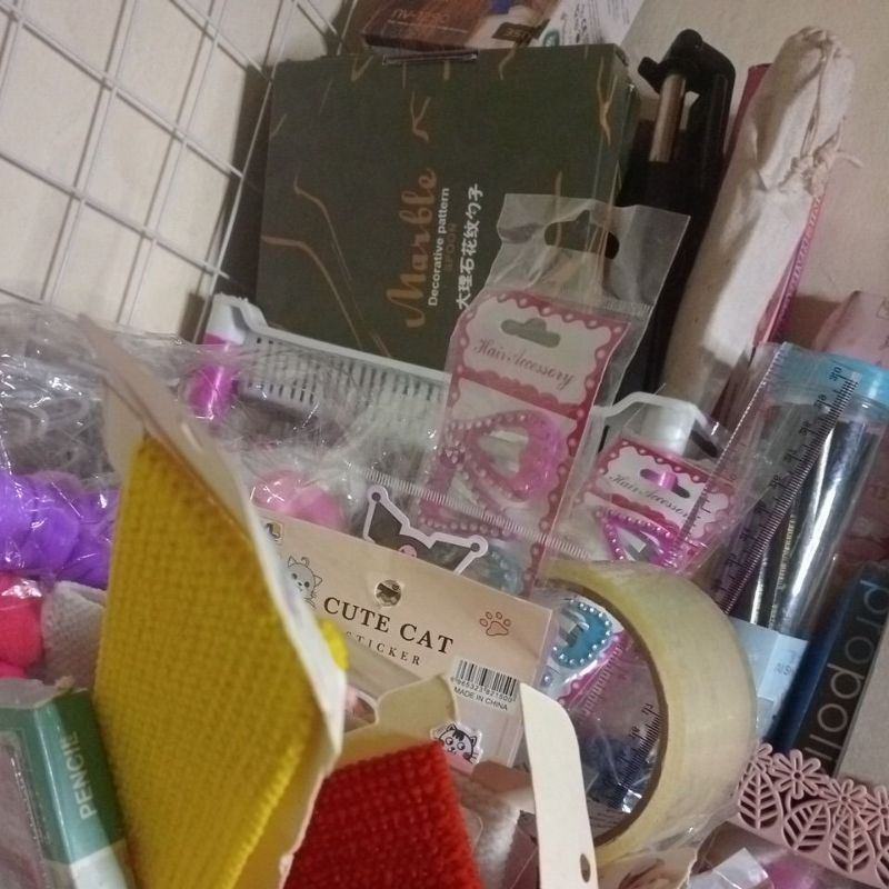 

pilih" barang harga ambyarr
