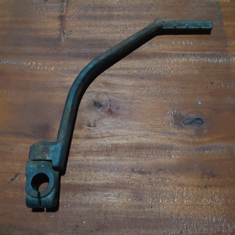 pedal slah kick stater engkolan Suzuki thunder 125 original
