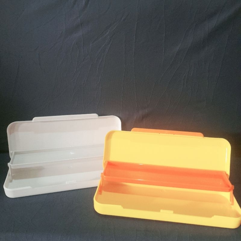 

Tempat Pensil Tingkat Minimalis Motif Bebek