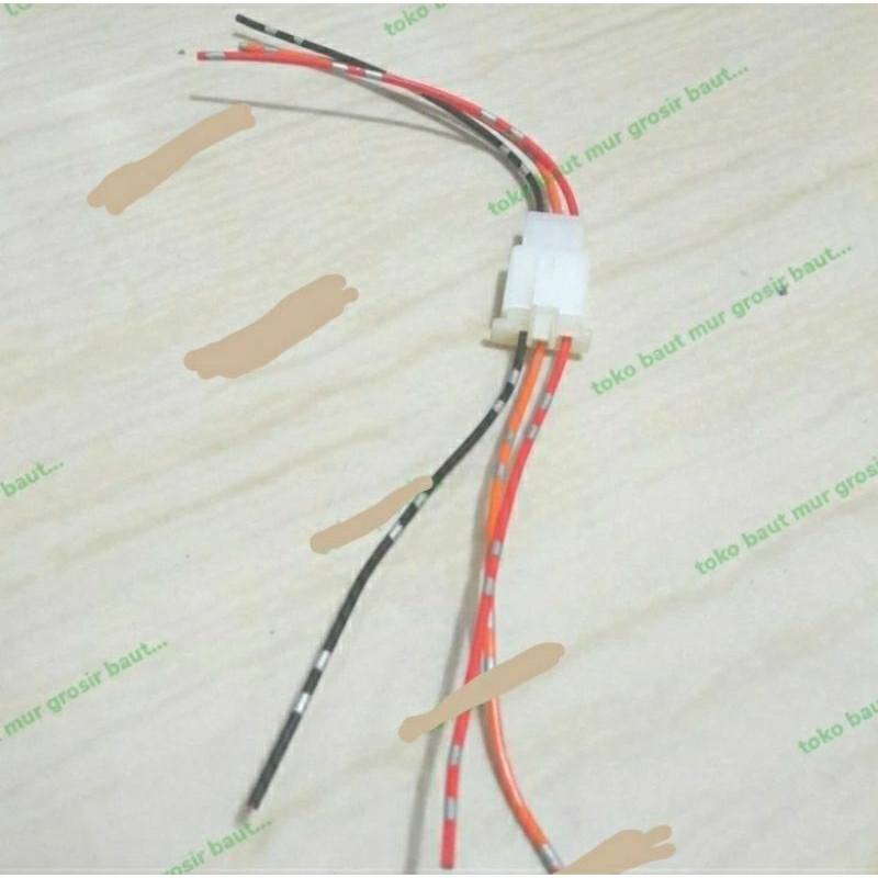 Socket Sambungan / Socket 3 Pin Kabel bintik