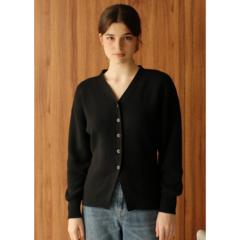 NUETA : Jane Fitted Cardigan