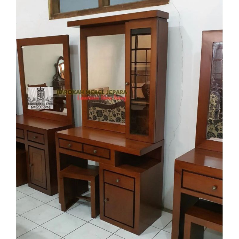 meja rias minimalis jati / meja rias jepara / tolet minimalis kayu jati