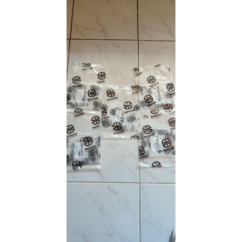 KARET SEAL O-RING HEAD BAUT 670B1508