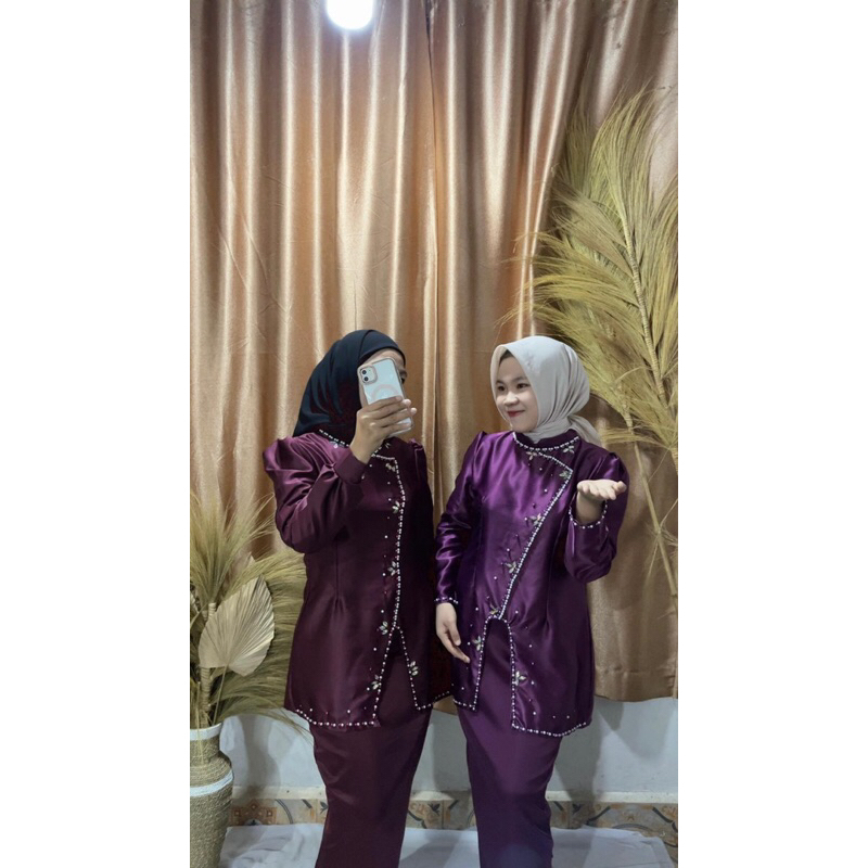 Stelan baju kurung melayu wanita pakaian adat melayu