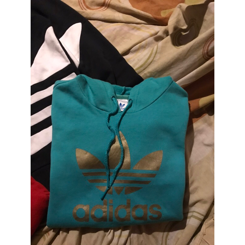 Adidas trefoil