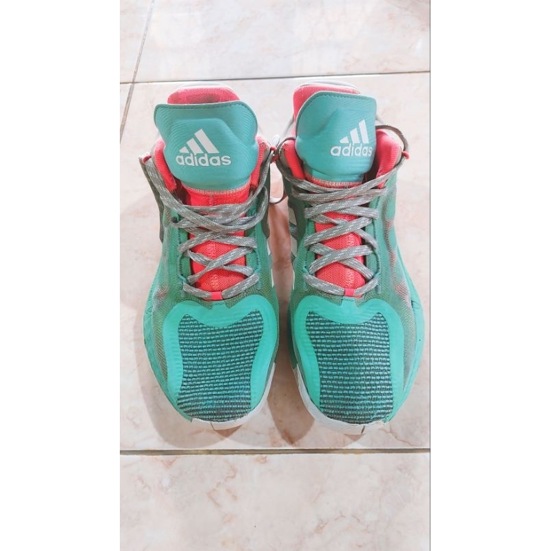 Sepatu bekas/second merk Adidas Adizero Rose