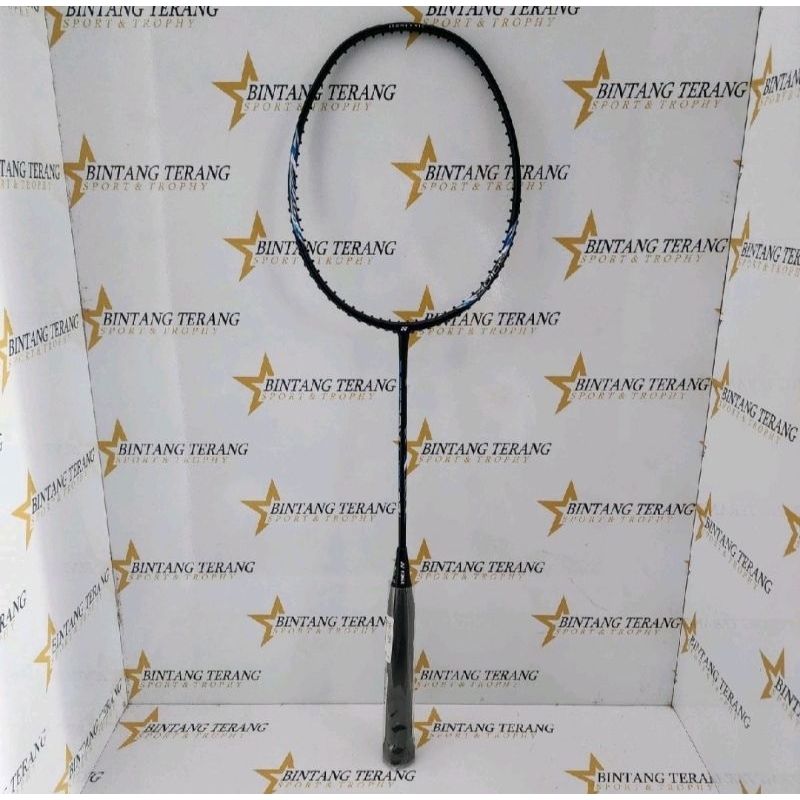 Yonex ASTROX LITE 27i