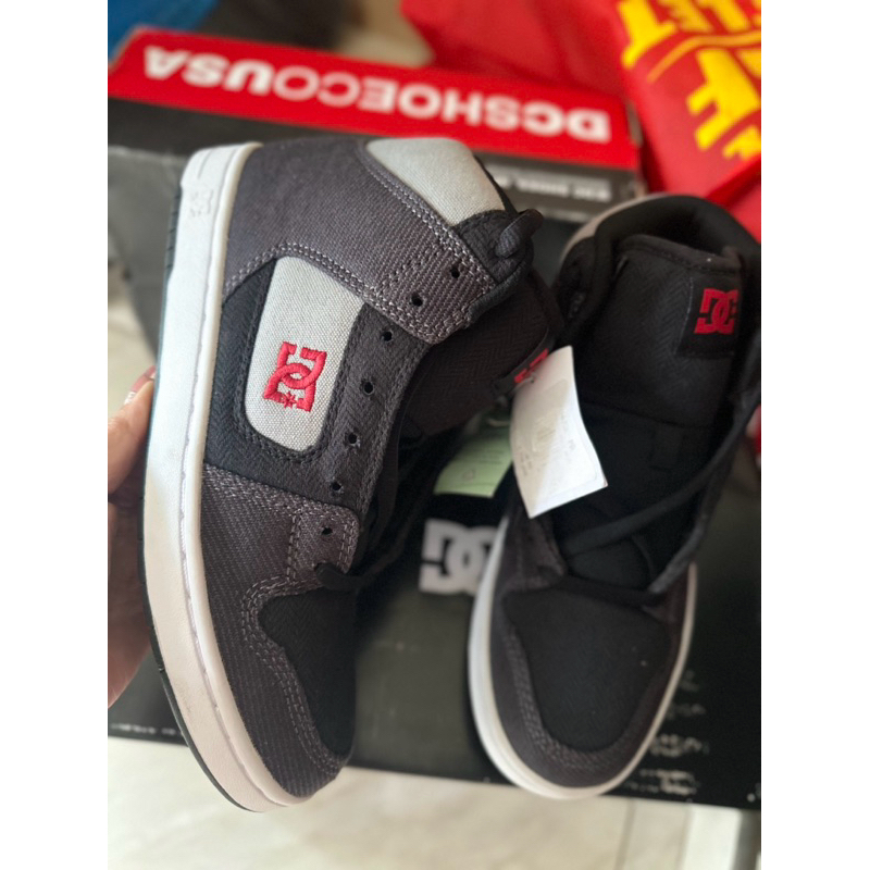 MANTECA HIGH SIZE 39 DC SHOES