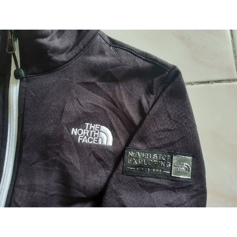 Tracktop TNF