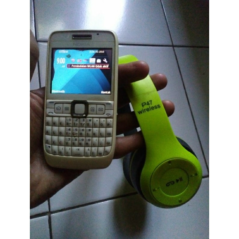 NOKIA E63 BAHAN