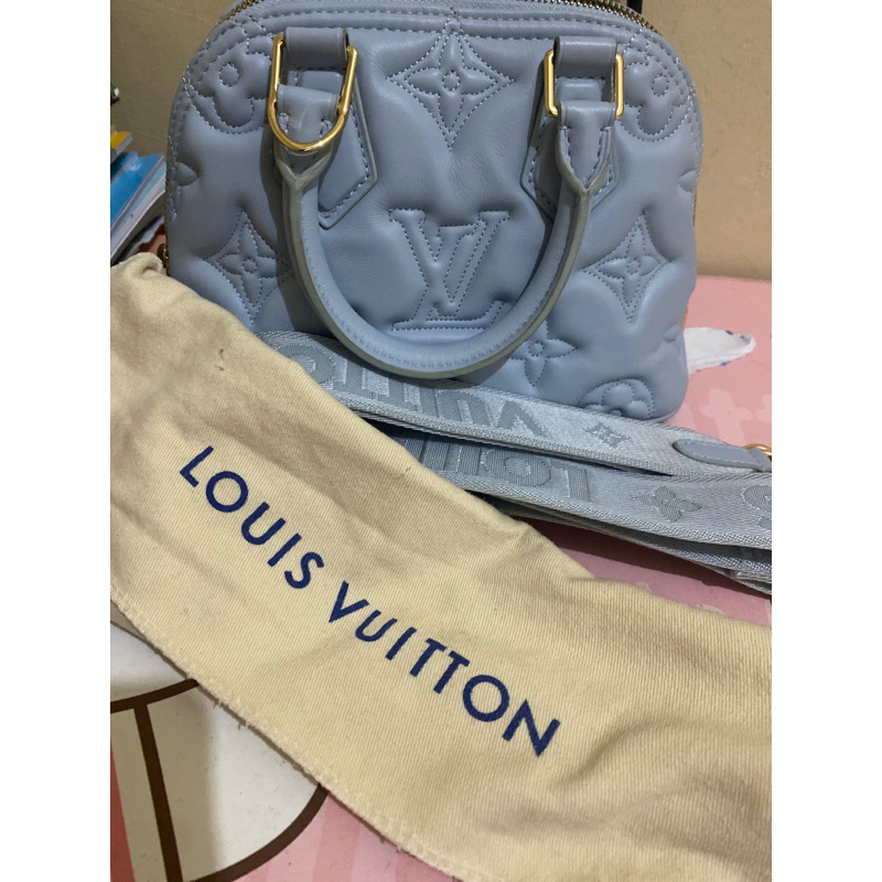 Louis Vuitton Tas Selempang Abu-Abu(LV Alma BB)