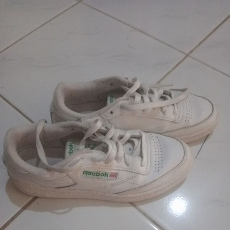 sepatu reebok second ukuran37