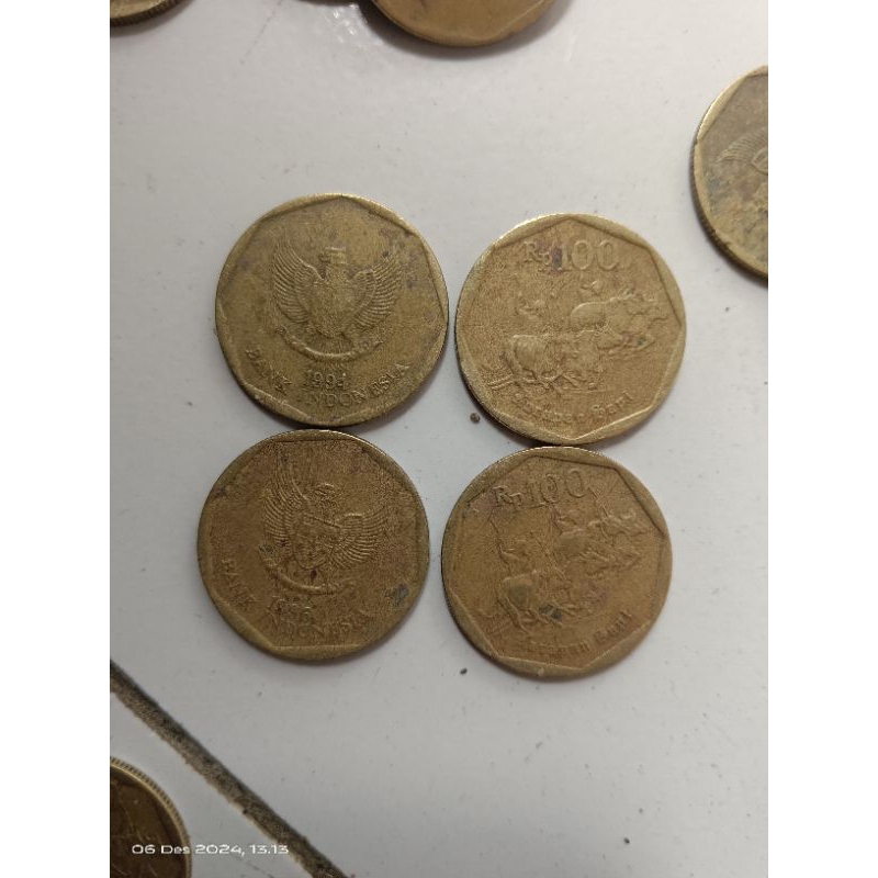UANG KOIN 100 RUPIAH THN 90AN