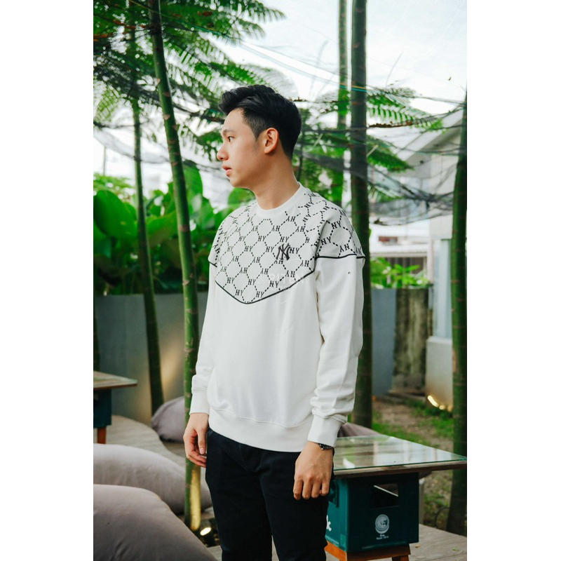 MLB Korea NY Dia Jacquard Dia Monogram Half Body Sweater White Original / Baju Sweater MLB Authentic