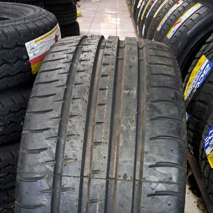 Ban Mobil Accelera PHI 245 40 Ring 19